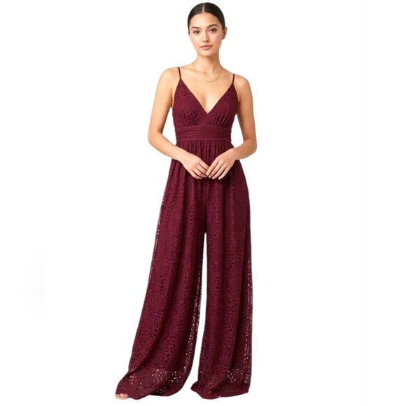 Gianni Bini Pants - Gianni Bini Wide Leg Burgundy V Neck Lace Women's Romper Size 10 NWT